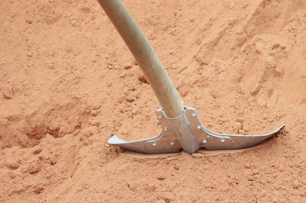 Quarzsand - In Verwendung mit Stützmauern