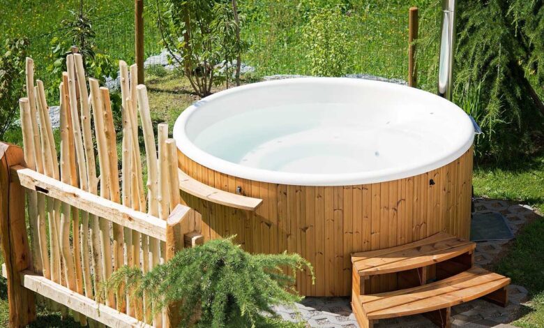 Abdeckung für Aussenwhirlpool Energie sparen & Verschmutzung vermeiden
