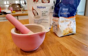 Ameisen bekämpfen mit Natron oder Backpulver+ Puderzucker