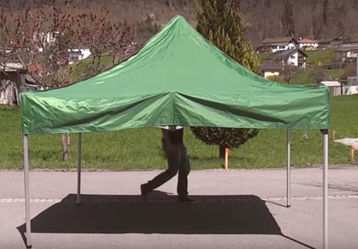 Faltpavillon – Der flexible Schutz vor Sonne und Regen