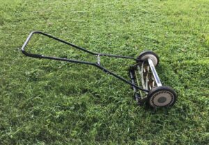 Handrasenmäher – Erfahrungen und Test mit Spindelmähern